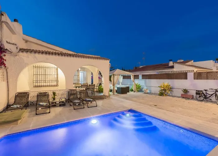 فيلة Fidalsa Relax Pool & Bbq