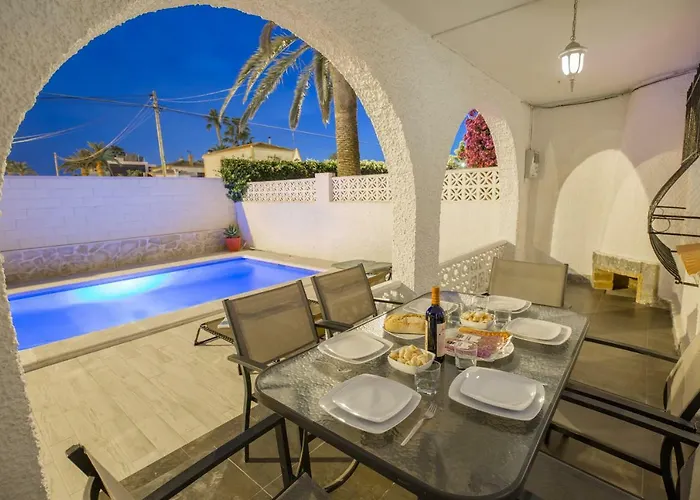 Fidalsa Relax Pool & Bbq فيلة تورّيفيِخا